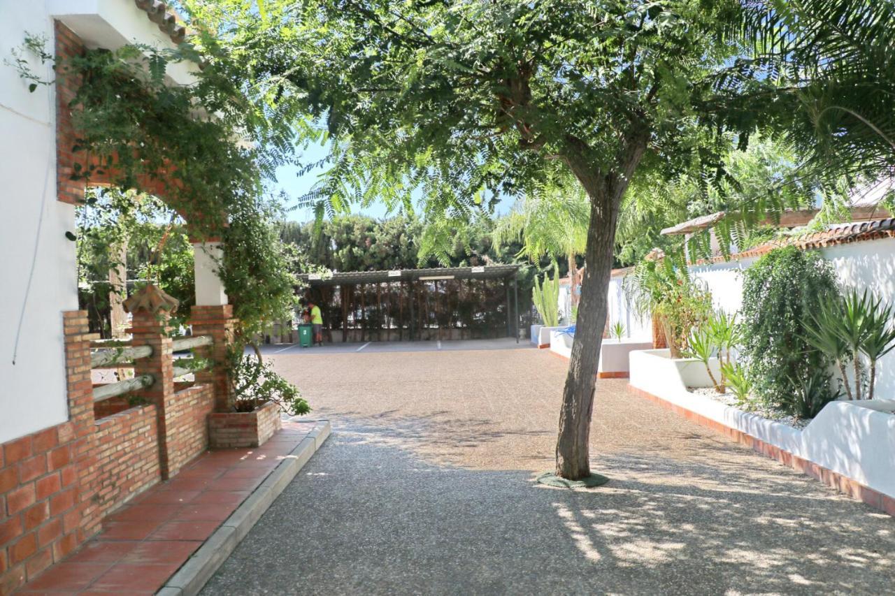 Bungalow La Roa I Conil De La Frontera Bagian luar foto